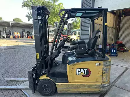Sähkö - 3 pyör 2020  CAT Lift Trucks EP16ANT (4)
