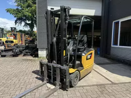 Sähkö - 3 pyör 2020  CAT Lift Trucks EP16ANT (6)