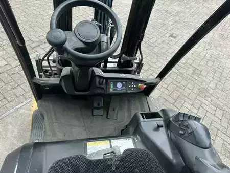 Elektro tříkolové VZV 2020  CAT Lift Trucks EP16ANT (6)