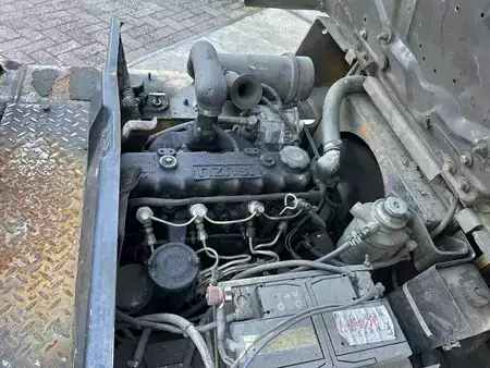 Wózki widłowe diesel 1990  Hyster H2.50XL (8)