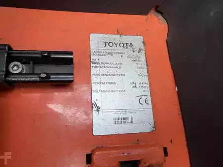 Skjutstativtruck 2017  Toyota RRE180HE (10)