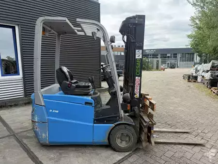 3-wiel elektrische heftrucks 2019  Cesab B318 (2)