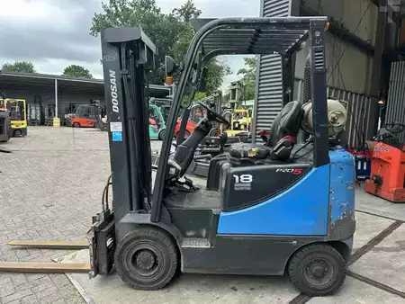 LPG VZV 2019  Doosan G18S-5 (4)