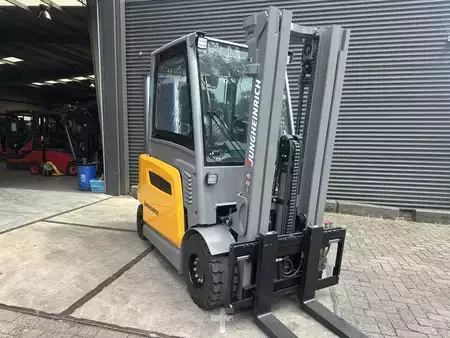 Elektro čtyřkolový VZV 2024  Jungheinrich EFG430 (1)