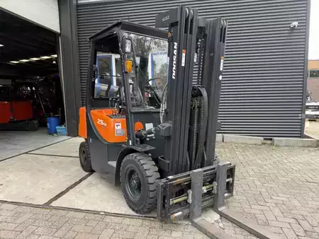 Wózki gazowe 2019  Doosan G25GP (1)