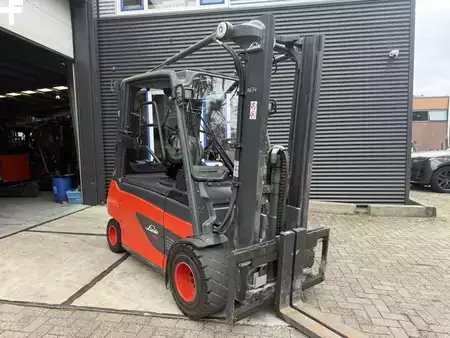 Elektrisk- 4 hjul 2021  Linde E35L-01 (1)