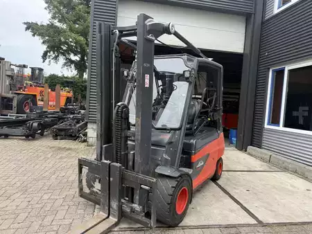 Elektrisk- 4 hjul 2021  Linde E35L-01 (6)