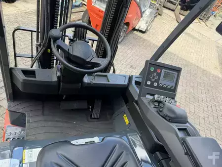 Elektromos 4 kerekű 2023  Toyota 9FBM25T (7)