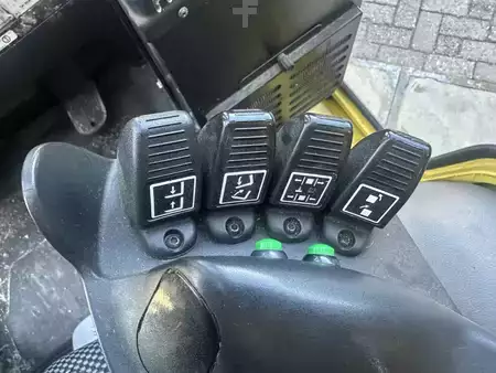 Carrelli elevatori GPL 2018  Hyster S7.0FT (8)