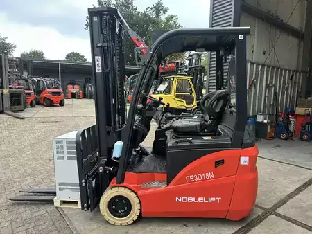 Carrelli elettrici 3 ruote 2026  Noblelift FE3D18N (4)
