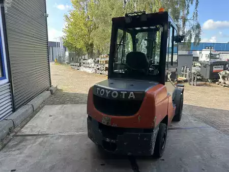 Diesel Forklifts 2018  Toyota 52-8FDJF35 (3)
