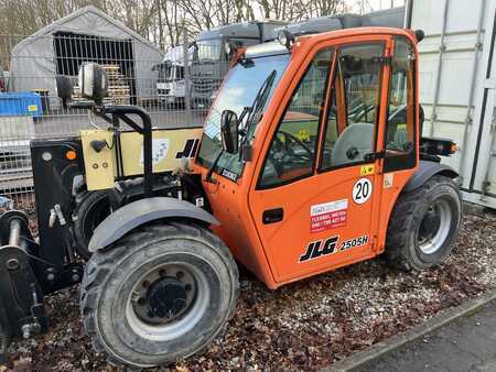 Empilhador telescópico-Fixo 2017  JLG 2505H (2)