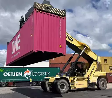 Reachstackers 2014  Hyster RS45-31CH (5)