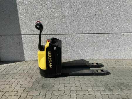 Electric Pallet Trucks 2017  Hyster P 1.6 (1)