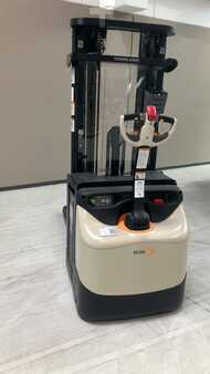 Stoccatori 2022  Crown ESIE-1.6-TT-4440 (1)
