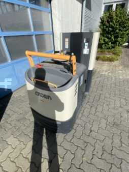 Container heftrucks 2018  Crown GPC3045 (3)