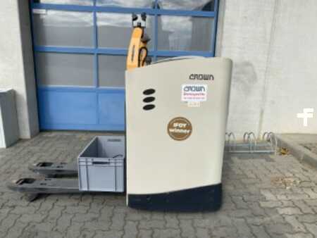 Ruwterreinheftrucks - Crown RT 4020 (1)