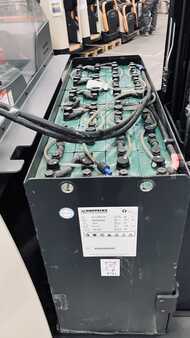 Reachtrucks 2015  Crown ESR 5260 (5)