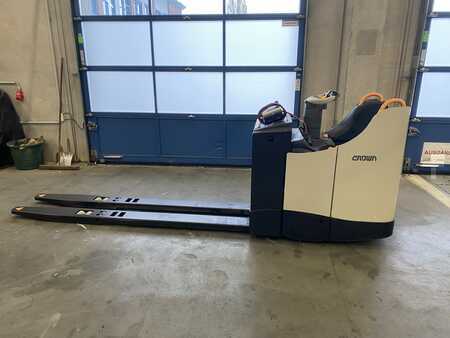 Containerstapler 2015  Crown WT 3060 (1)