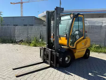 Gas gaffeltruck 2000  Jungheinrich TFG 30 Baujahr 2000/ Stunden 7157 HH 3300 (1)