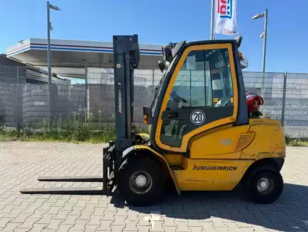 Gas gaffeltruck 2000  Jungheinrich TFG 30 Baujahr 2000/ Stunden 7157 HH 3300 (2)