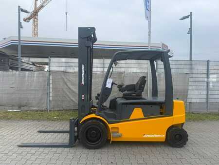 Elektrisk- 4 hjul 2010  Jungheinrich EFG 550 Baujahr 2010/ Stunden 15149 /Akku 2014 (2)