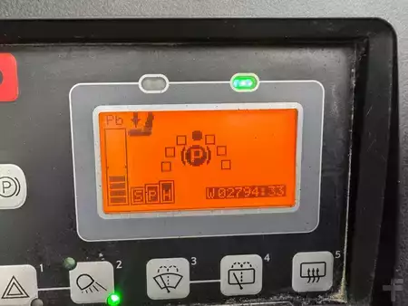 Eléctrica de 3 ruedas 2022  Toyota 8FBE15T  Baujahr 2022 / Stunden 4339 HH 4,7M (5)