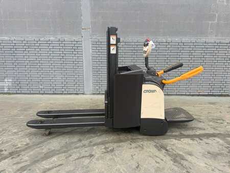 Ledestabler 2014 Crown DT 3040 Baujahr 2014/ Stunden 5325 Akku 2022 (3)