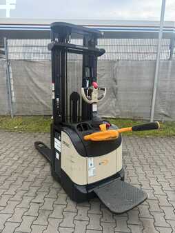 Stapelaars 2016  Crown ETi 4000 Baujahr 2016/ Akku 2022 Triplexmast Initialhub (3)