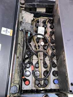 Hochhubwagen 2017 Crown DT 3040 Baujahr 2017/ HH 2,1M / Stunden 1762/ Akku 2017 (3)