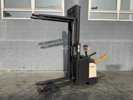 Ledestabler 2018 Crown DT 3040 Baujahr 2018/ Stunden 4256 Akku 2022 (3)