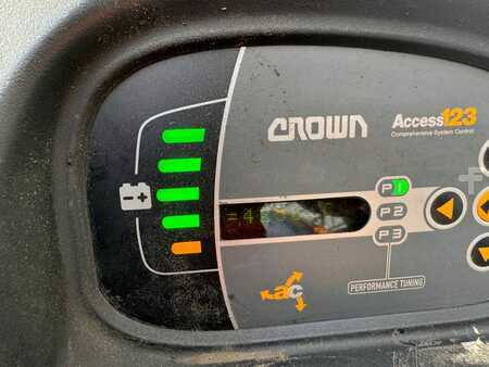 Stapelaars 2018  Crown DT 3040 Baujahr 2018/  Stunden 4256 Akku 2022 (4)