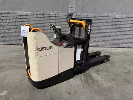Ruční vysokozdvižný vozík 2018  Crown DT 3040 Baujahr 2018/ Only 860 Hours.HH 1,79M (3)