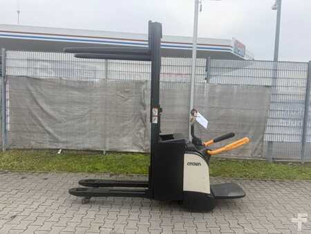 Ledestabler 2019 Crown DT 3040 Baujahr 2019/ Stunden 5906 Akku 2022 (3)