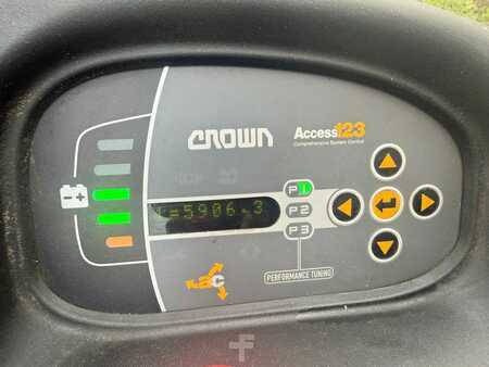 Stapelaars 2019  Crown DT 3040 Baujahr 2019/  Stunden 5906 Akku 2022 (6)