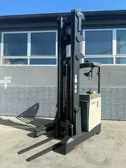 Reach Trucks 2017  Crown ESR 5260-16 Baujahr 2017 /  HH 9,45M / Kamera/ Top ZUSTAND (1)