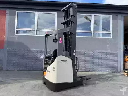 Reach Trucks 2017  Crown ESR 5260-16 Baujahr 2017/  HH 9,45M / Kamera/ Top ZUSTAND (3)