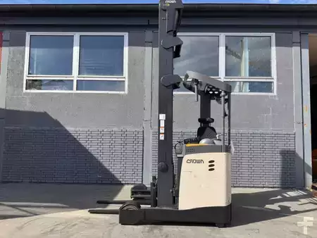 Reach Trucks 2019  Crown ESR 5260-16 Baujahr 2019 /  HH 9,90M / Akku 2020 (5)