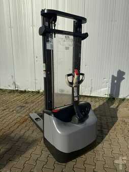 Stacker pedestre 2011  Crown WF 3000  Baujahr 2011/  HH 3300 / Akku 2024 (3)