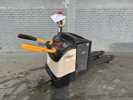 Magasemelésű béka 2018  Crown WT 3040 Baujahr 2018/ Stunden 4526 Akku Bj 2019 (3)