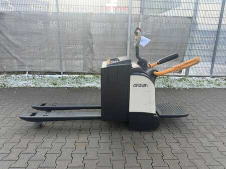 Magasemelésű béka 2018  Crown WT 3040 Baujahr 2018/ Stunden 4421 Akku Bj 2019 (1)