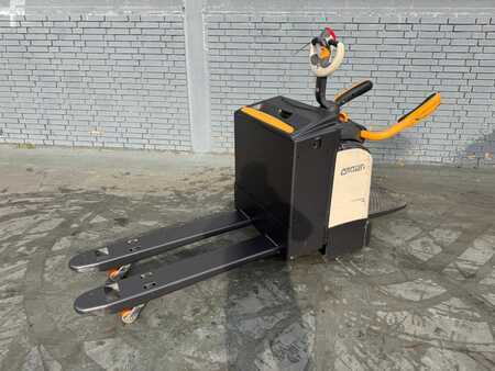 Magasemelésű béka 2019  Crown WT 3040 Baujahr 2019/  Stunden 4338 Akku 2023 (1)