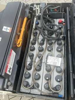 Magasemelésű béka 2019  Crown WT 3040 Baujahr 2019/ Gabellänge 2400 (8)