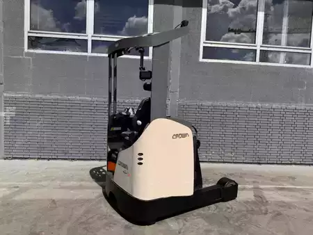 Reach Truck 2017  Crown ESR 5260-16 Baujahr 2017/  HH 7,5M / Kamera/ Top ZUSTAND (3)
