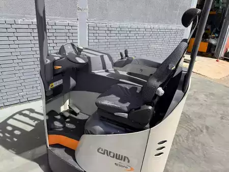 Reach Truck 2017  Crown ESR 5260-16 Baujahr 2017/  HH 7,5M / Kamera/ Top ZUSTAND (4)