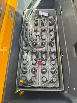 Apilador eléctrico 2007  Jungheinrich ERC 212 Baujahr 2007 Hubhöhe 4009 Akku 2017 (6)