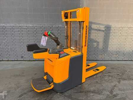 Gerbeurs 2012  Jungheinrich ERC 214 Baujahr 2012 HH 4,3M / Akku 2021 (7)