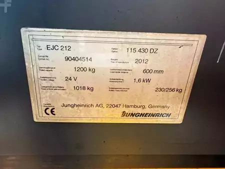 Ruční vysokozdvižný vozík 2012  Jungheinrich EJC 212 Baujahr 2012 Stunden 2879/ Akku 2022 (6)