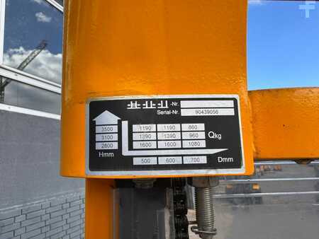 55667_90439056-9.jpg?v=1761539136