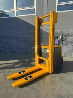 Magasemelésű béka 2014  Jungheinrich EJC 216 Baujahr 2014 HH 2800 Stunden 1156 (1)